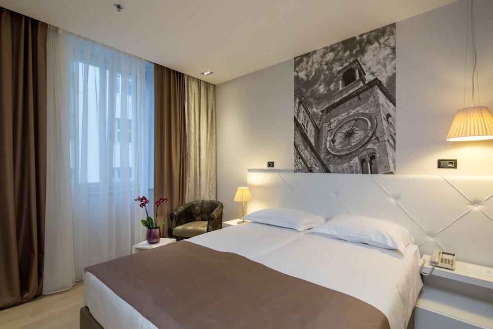 Hotel Cornaro 5*
