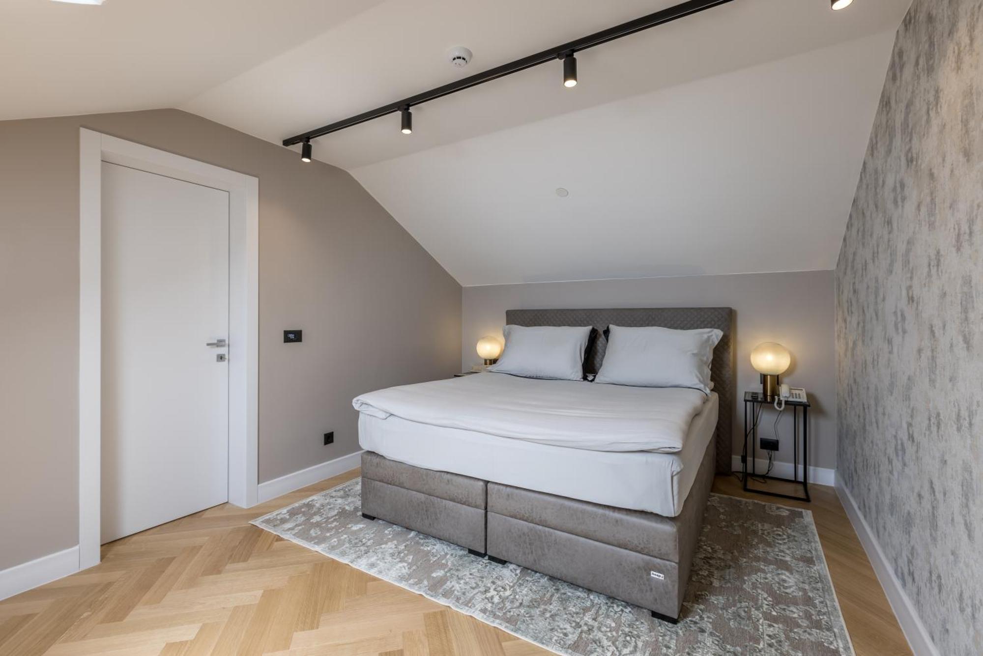 Hotel Cornaro Split